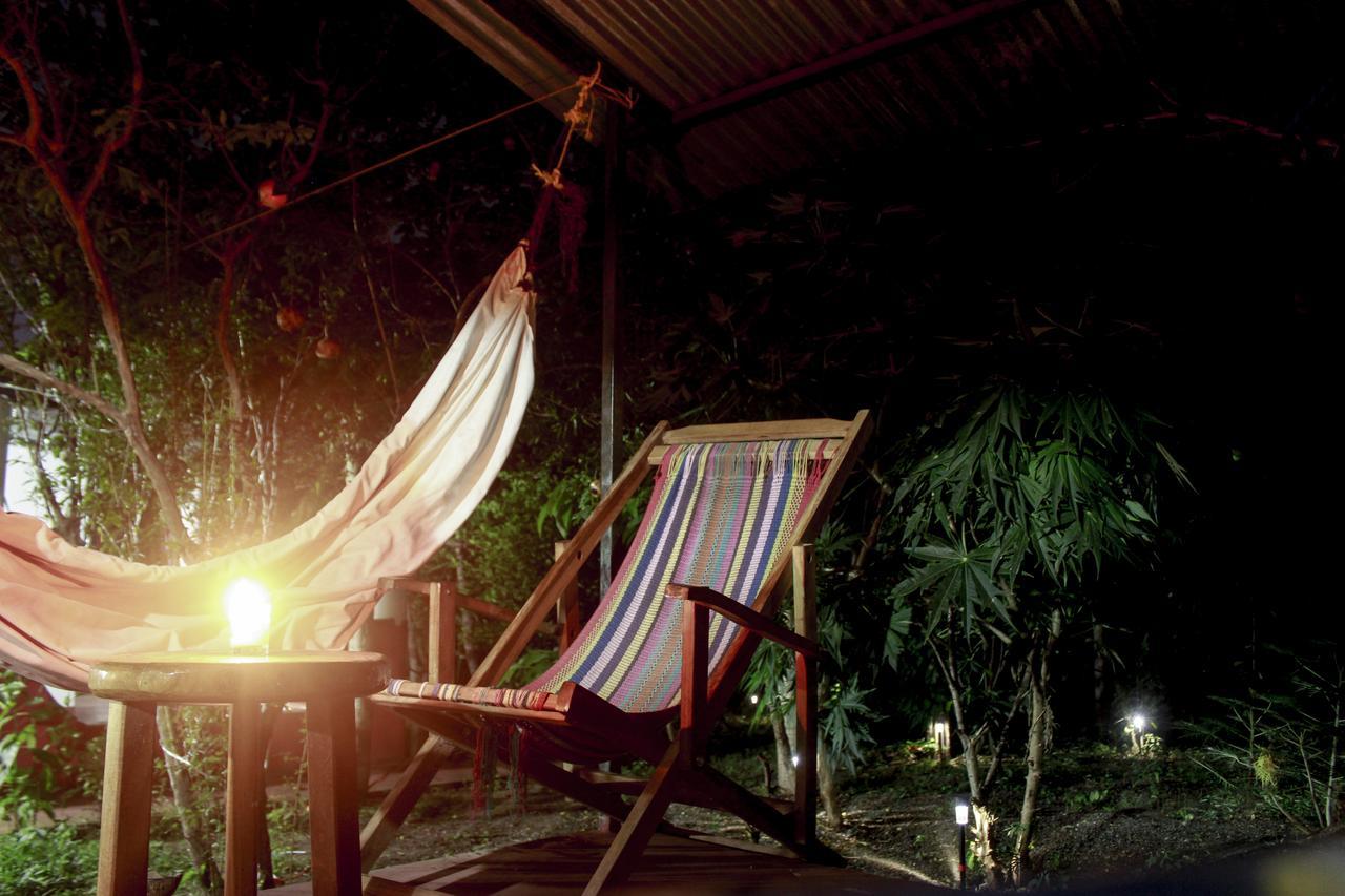 Hostel Life Is Good Moyogalpa Esterno foto